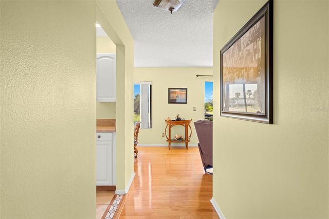412 MOORINGS COVE DRIVE 7H, Tarpon Springs, FL 34689