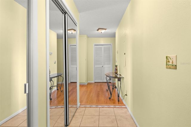 412 MOORINGS COVE DRIVE 7H, Tarpon Springs, FL 34689