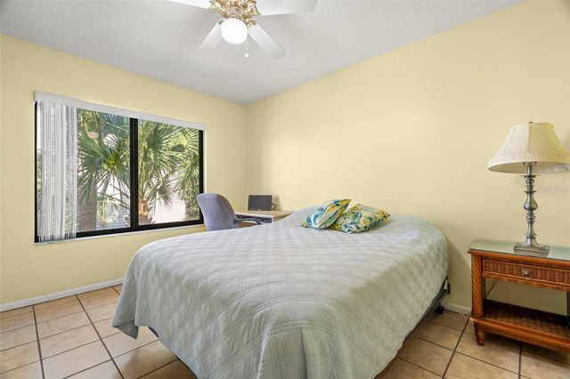 412 MOORINGS COVE DRIVE 7H, Tarpon Springs, FL 34689