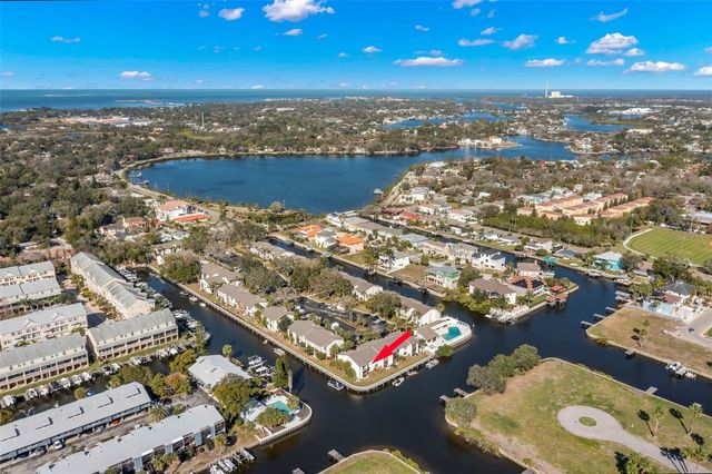 412 MOORINGS COVE DRIVE 7H, Tarpon Springs, FL 34689