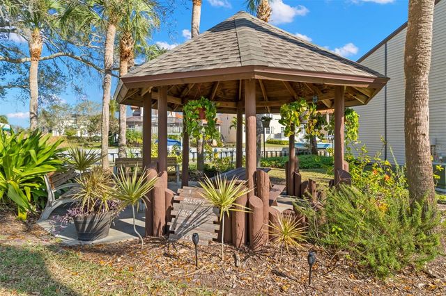 412 MOORINGS COVE DRIVE 7H, Tarpon Springs, FL 34689