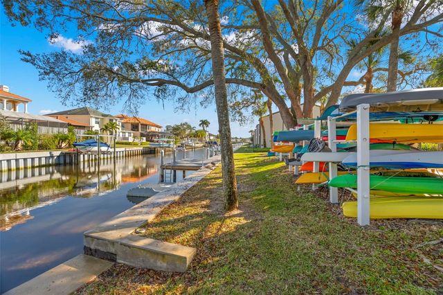 412 MOORINGS COVE DRIVE 7H, Tarpon Springs, FL 34689