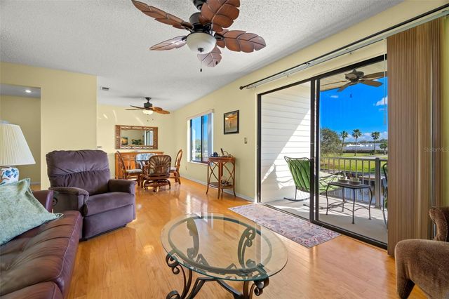 412 MOORINGS COVE DRIVE 7H, Tarpon Springs, FL 34689