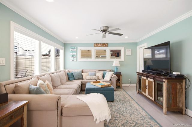 17 Richmond Road, Lido Beach, NY 11561