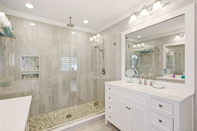 17 Richmond Road, Lido Beach, NY 11561