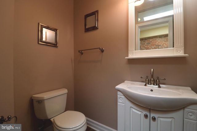 1605 MARSHALL ST, Baltimore, MD 21230