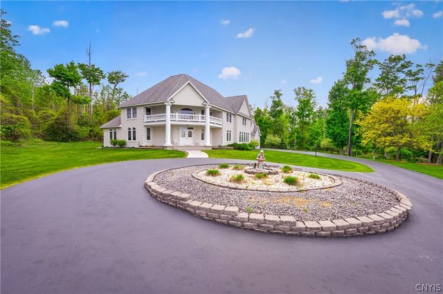 122 Jubilee Lane, New Hartford, NY 13413