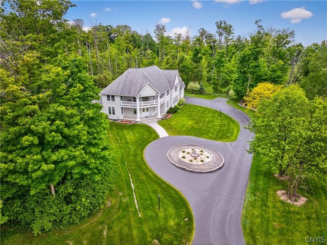 122 Jubilee Lane, New Hartford, NY 13413