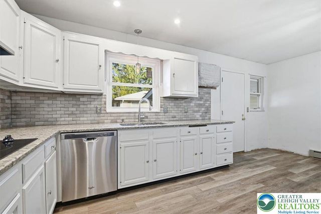 141 Lynnwood Street, Allentown City, PA 18103