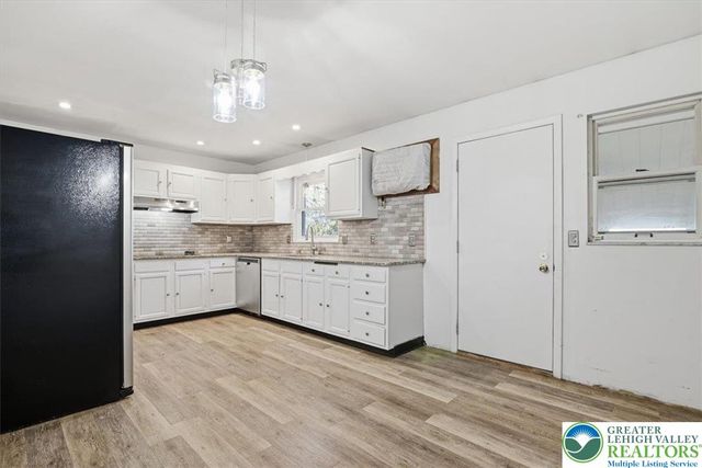 141 Lynnwood Street, Allentown City, PA 18103