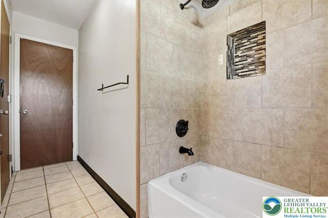 141 Lynnwood Street, Allentown City, PA 18103