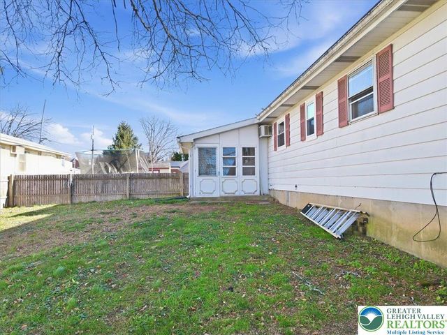 141 Lynnwood Street, Allentown City, PA 18103