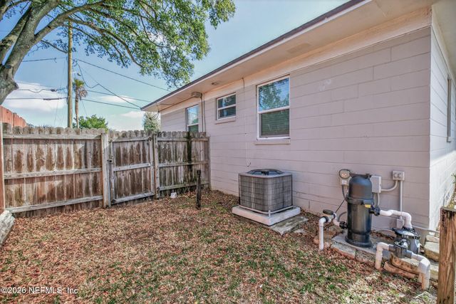 3256 FRUITWOOD Lane, Jacksonville, FL 32277