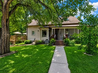3447 E Bemes Road, Crete, IL 60417