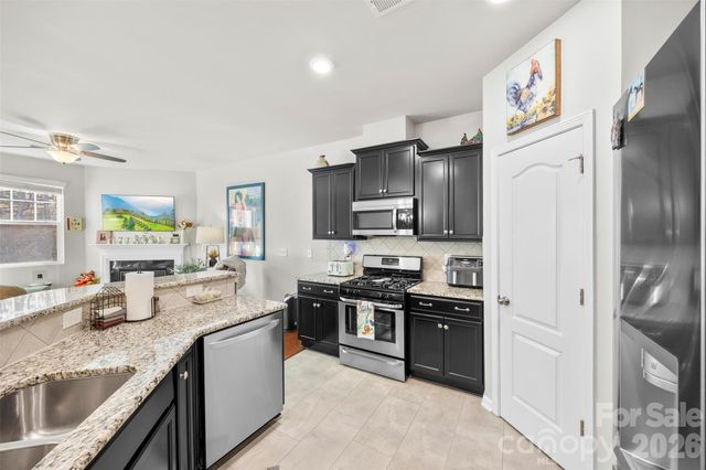 3261 Yarmouth Lane, Gastonia, NC 28056