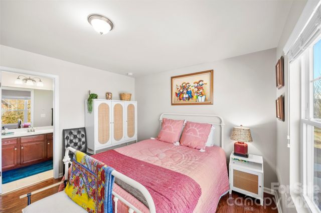 3261 Yarmouth Lane, Gastonia, NC 28056