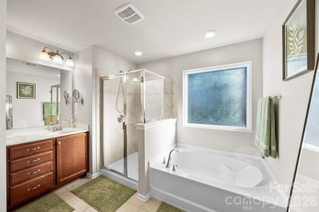 3261 Yarmouth Lane, Gastonia, NC 28056