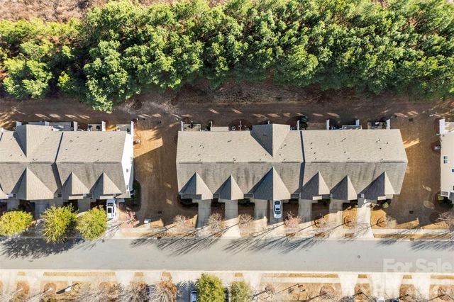 3261 Yarmouth Lane, Gastonia, NC 28056