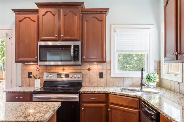 812 Brown Thrasher Way, Bremen, GA 30110