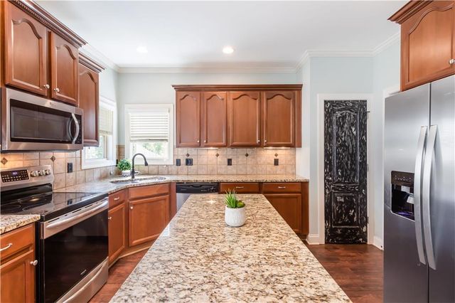 812 Brown Thrasher Way, Bremen, GA 30110