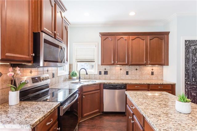 812 Brown Thrasher Way, Bremen, GA 30110