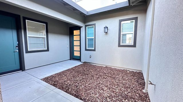 3036 Pocosol Way, Rancho Cordova, CA 95742