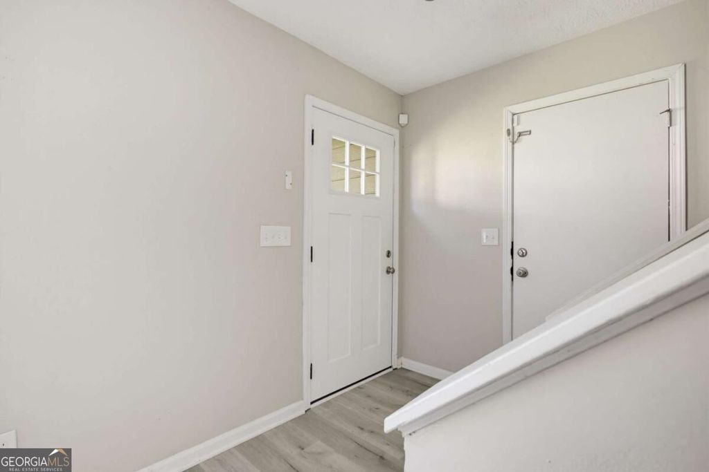 5570 Downs Way, Lithonia, GA 30058 — photo 4