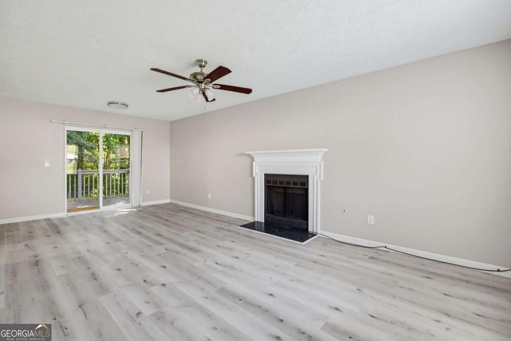 5570 Downs Way, Lithonia, GA 30058 — photo 5
