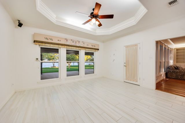 2302 Southbay Circle, Rowlett, TX 75088