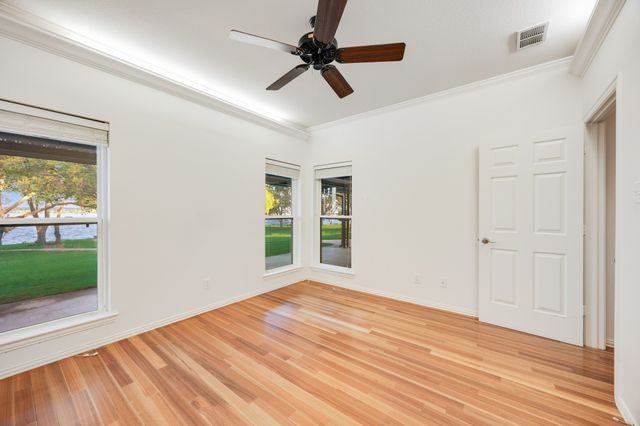 2302 Southbay Circle, Rowlett, TX 75088
