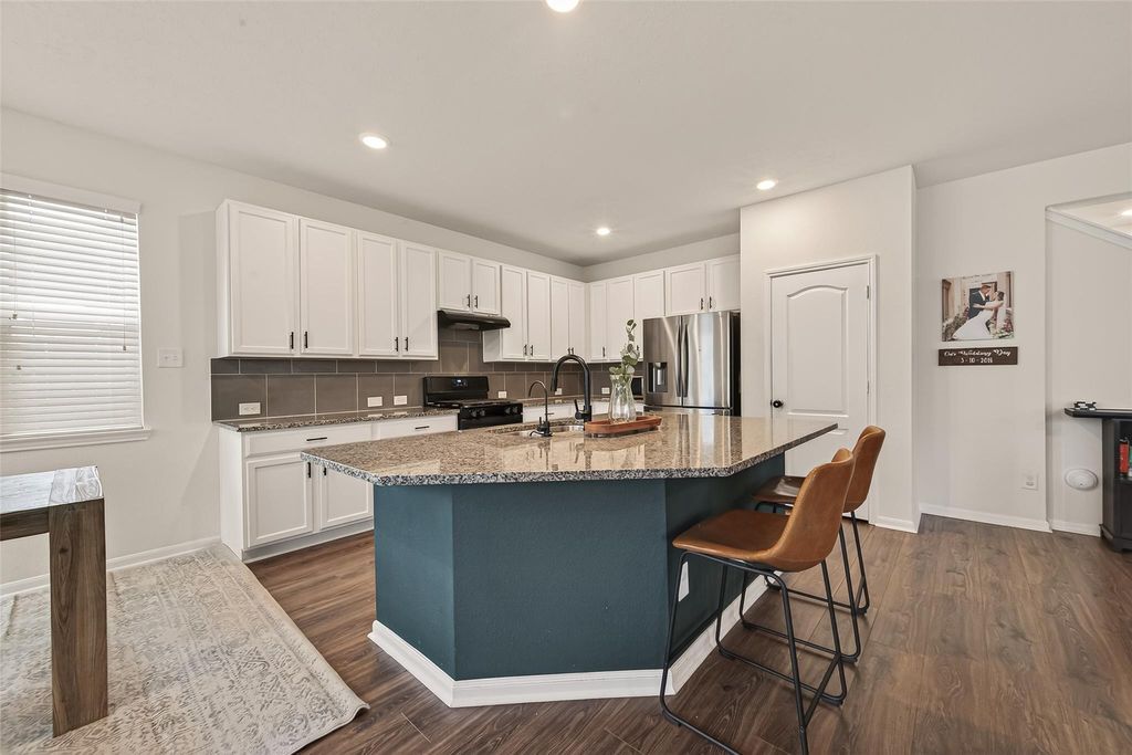 Image 18 of property listing at 25210 Stone Tower Court, Katy, TX 77493