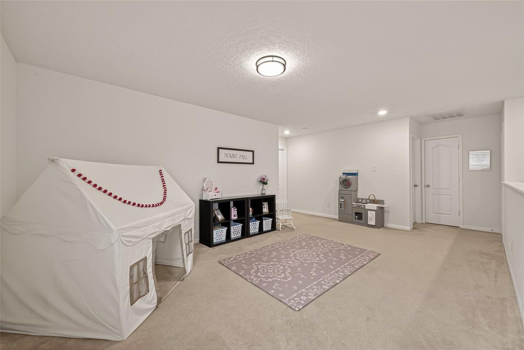 Image 26 of property listing at 25210 Stone Tower Court, Katy, TX 77493