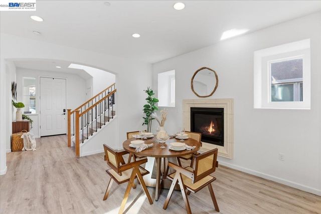 369 W Tuscan Ln, Mountain House, CA 95391