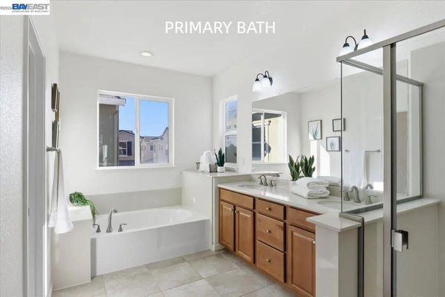 369 W Tuscan Ln, Mountain House, CA 95391