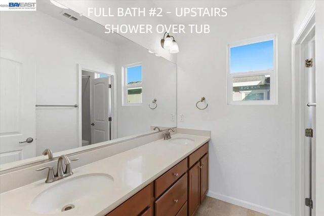 369 W Tuscan Ln, Mountain House, CA 95391