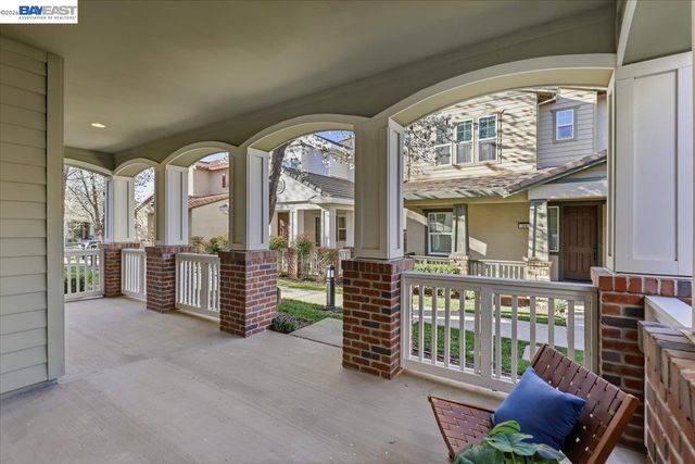 369 W Tuscan Ln, Mountain House, CA 95391