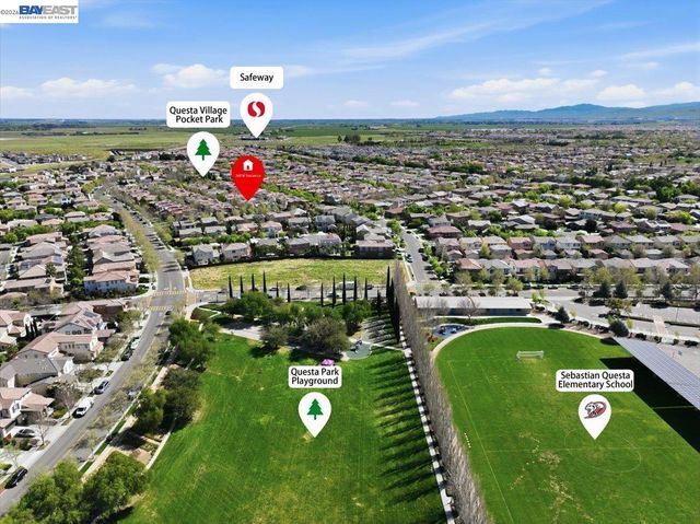 369 W Tuscan Ln, Mountain House, CA 95391