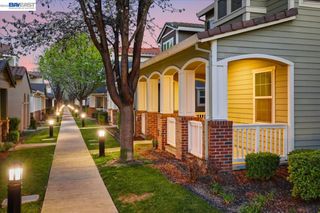 369 W Tuscan Ln, Mountain House, CA 95391