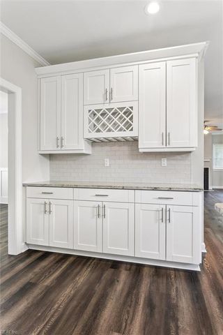 108 Osborne LN, Seaford, VA 23696