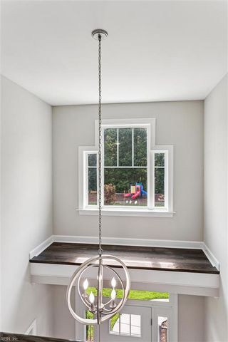 108 Osborne LN, Seaford, VA 23696