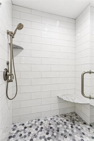 108 Osborne LN, Seaford, VA 23696