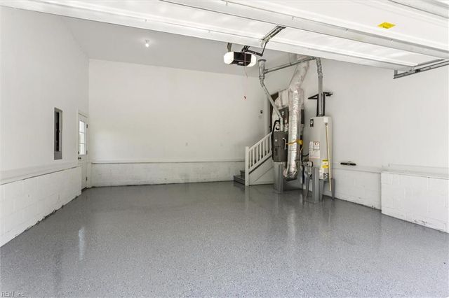 108 Osborne LN, Seaford, VA 23696