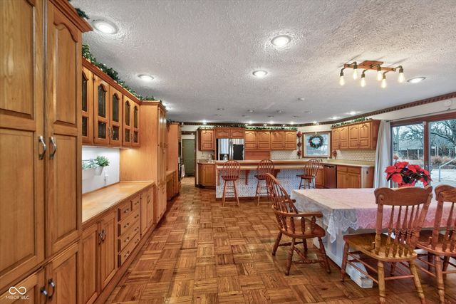 9641 Hamilton Hills Drive, Fishers, IN 46038