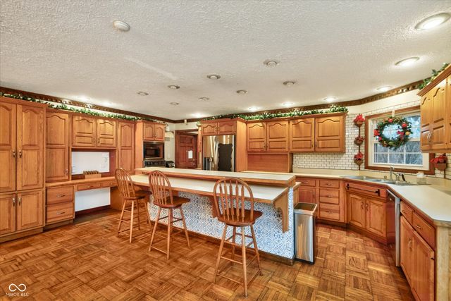 9641 Hamilton Hills Drive, Fishers, IN 46038