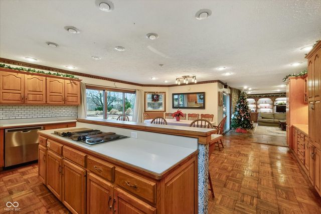 9641 Hamilton Hills Drive, Fishers, IN 46038