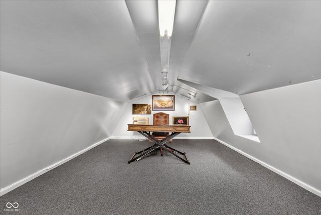 9641 Hamilton Hills Drive, Fishers, IN 46038