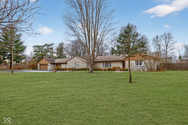 9641 Hamilton Hills Drive, Fishers, IN 46038