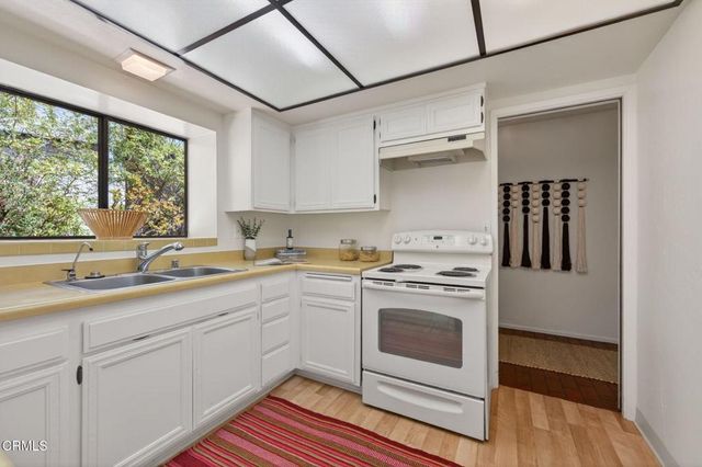 410 Church Road 38, Ojai, CA 93023