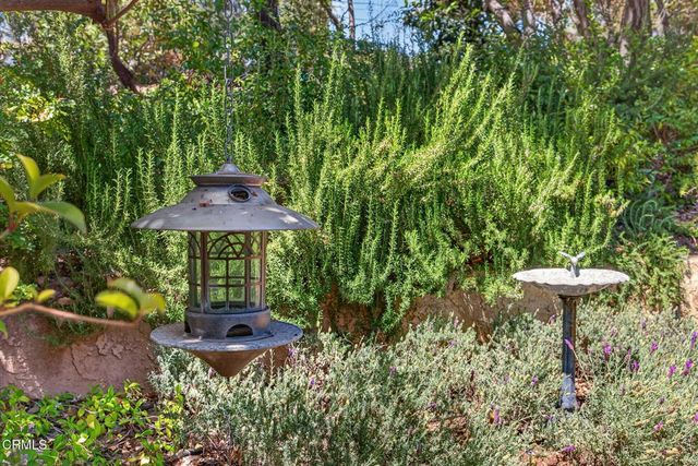 410 Church Road 38, Ojai, CA 93023
