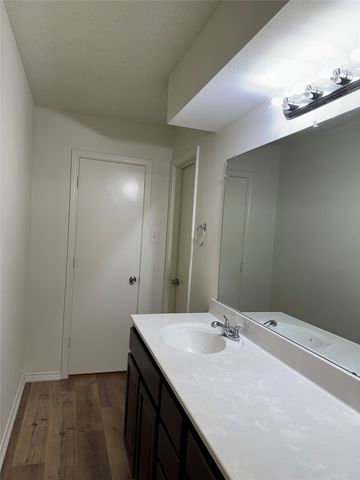 2217 Woodcreek A, Carrollton, TX 75006